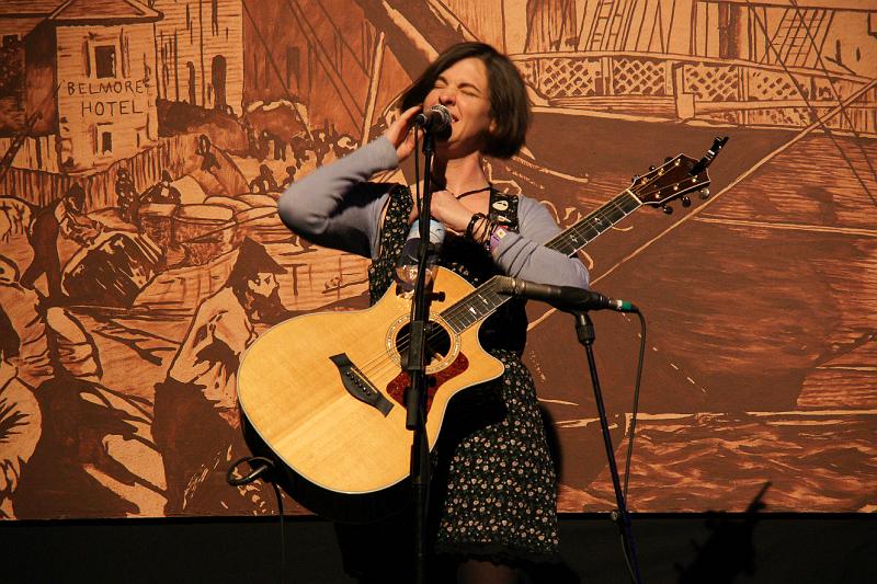 Eleanor McEvoy  081.jpg
